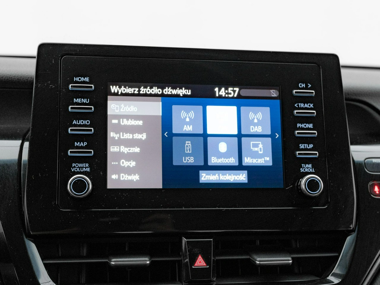 Toyota Camry - Zdjęcie 19