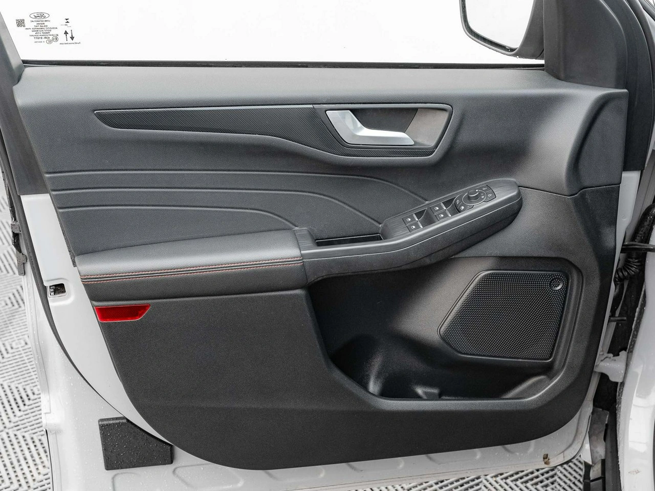 Ford Kuga - Zdjęcie 11