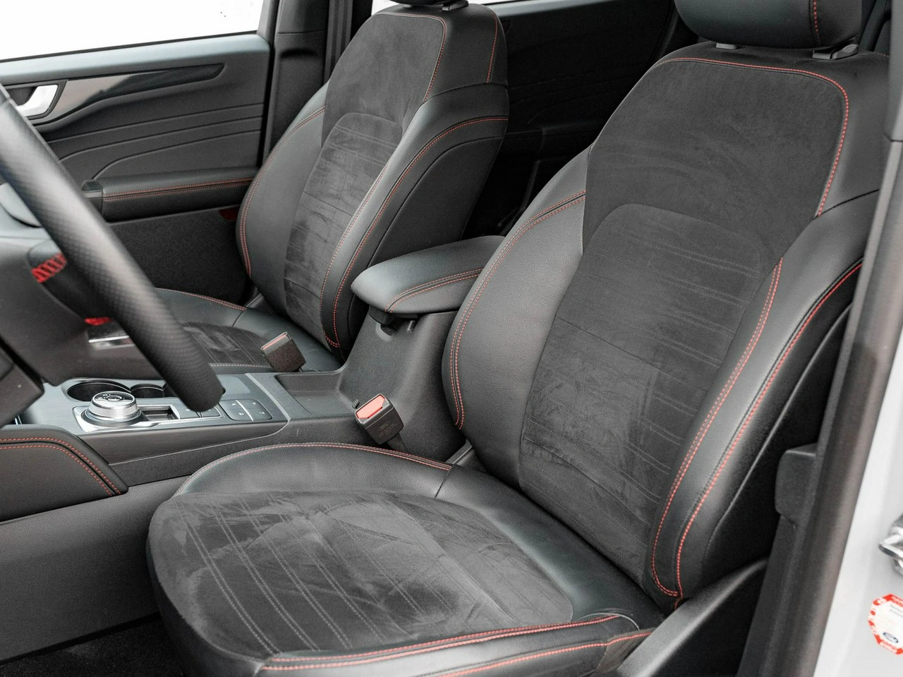 Ford Kuga - Zdjęcie 13