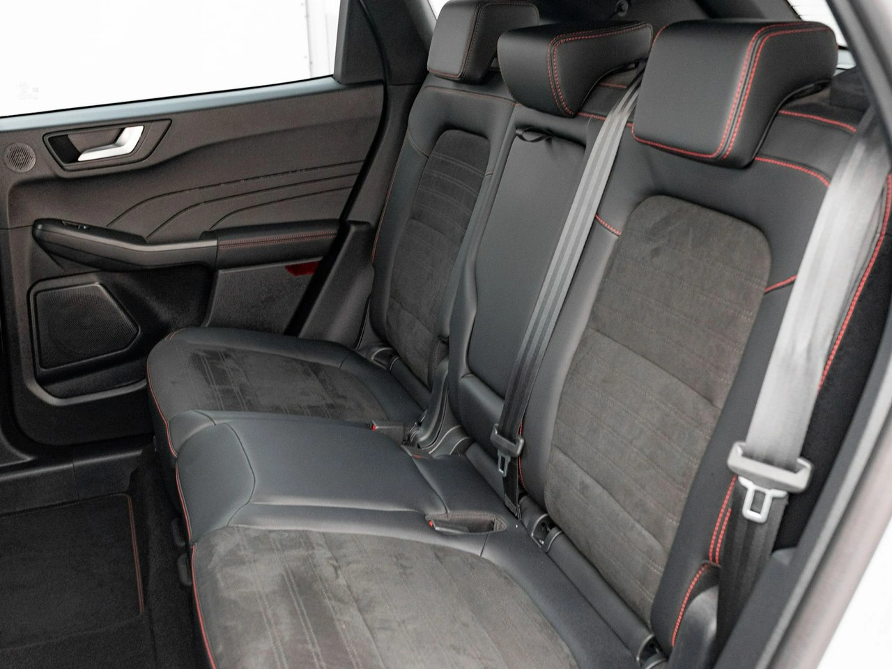 Ford Kuga - Zdjęcie 23