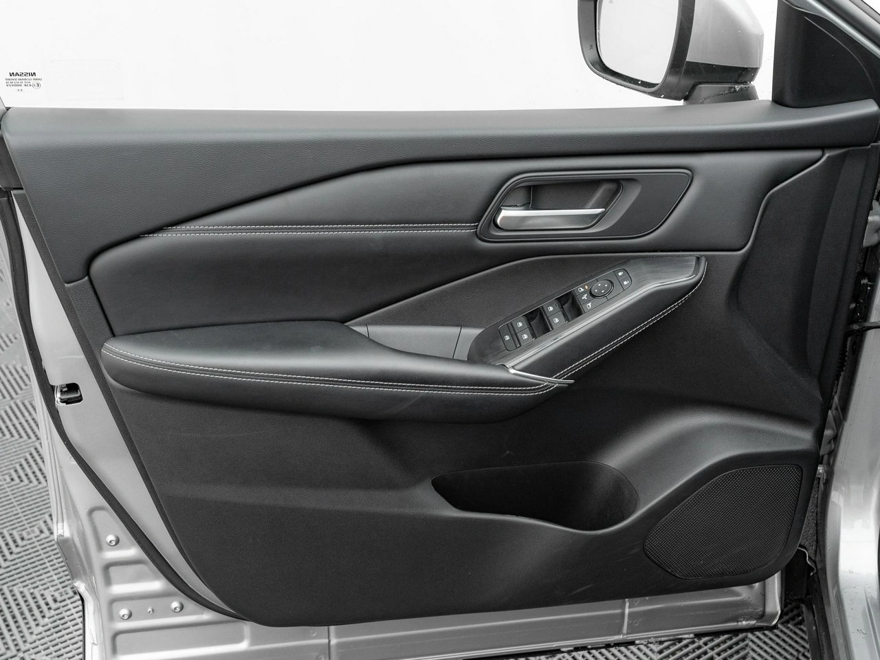 Nissan Qashqai - Zdjęcie 11