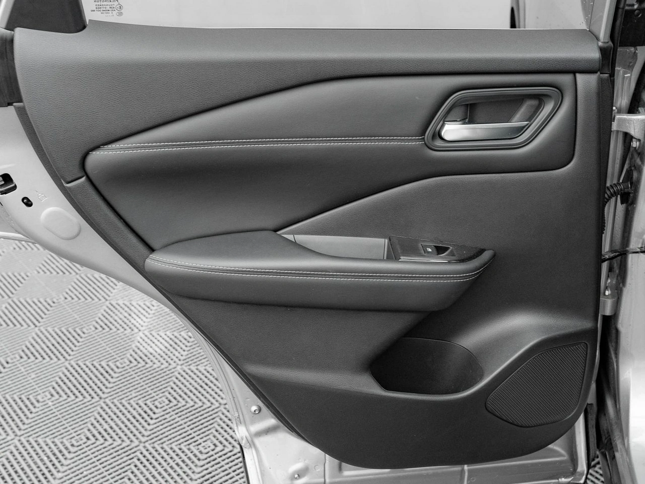 Nissan Qashqai - Zdjęcie 25