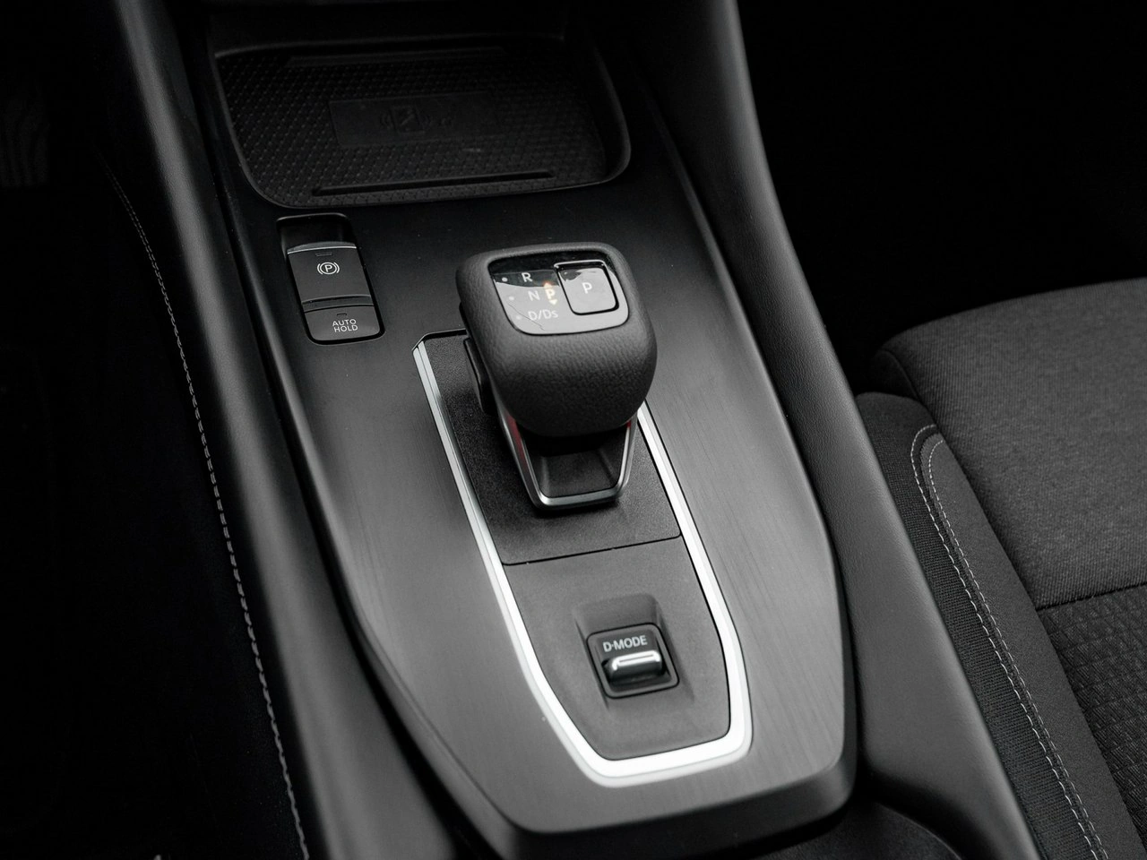 Nissan Qashqai - Zdjęcie 17