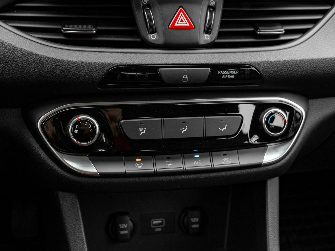 Hyundai i30 - Zdjęcie 16