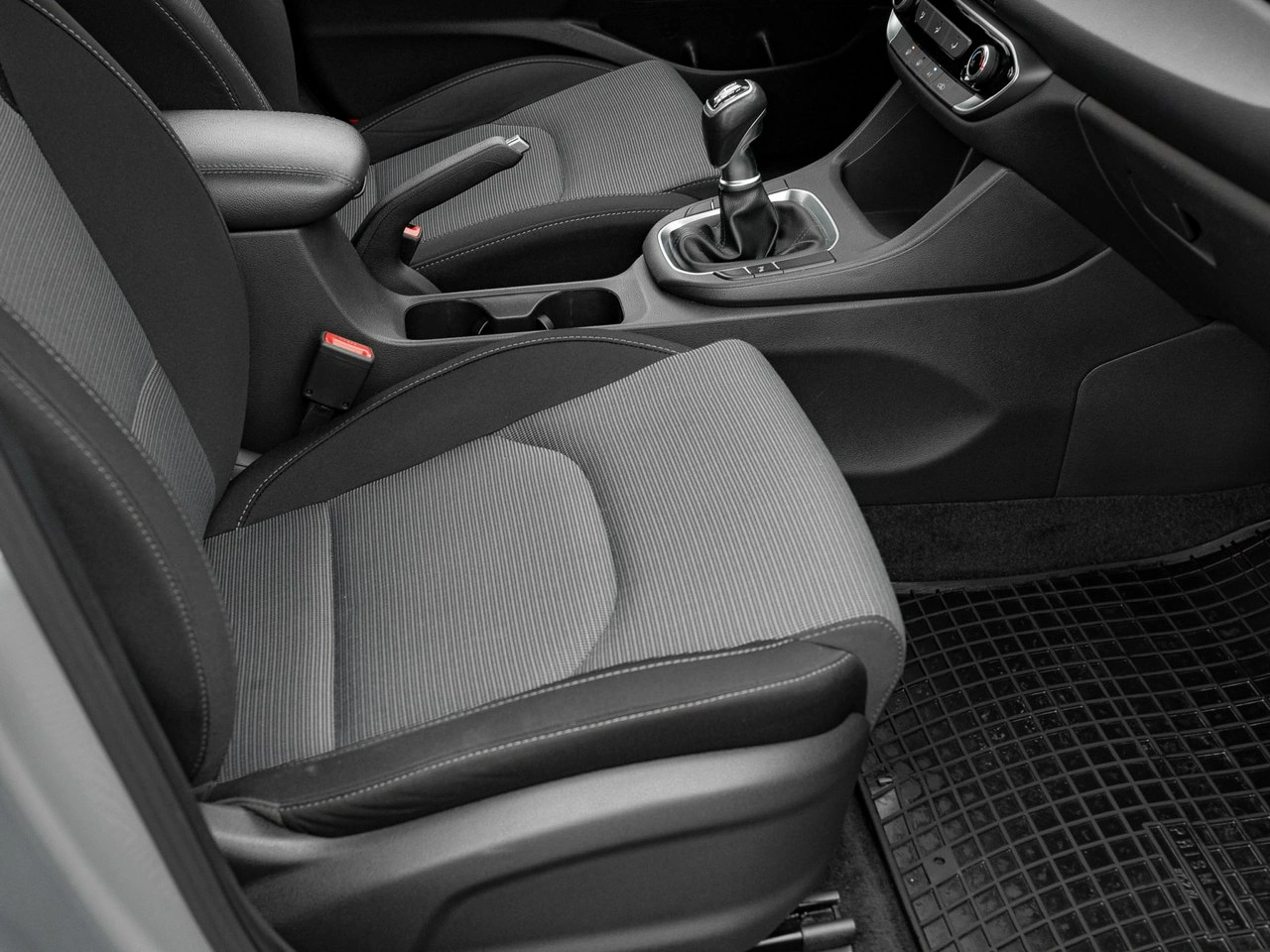 Hyundai i30 - Zdjęcie 27