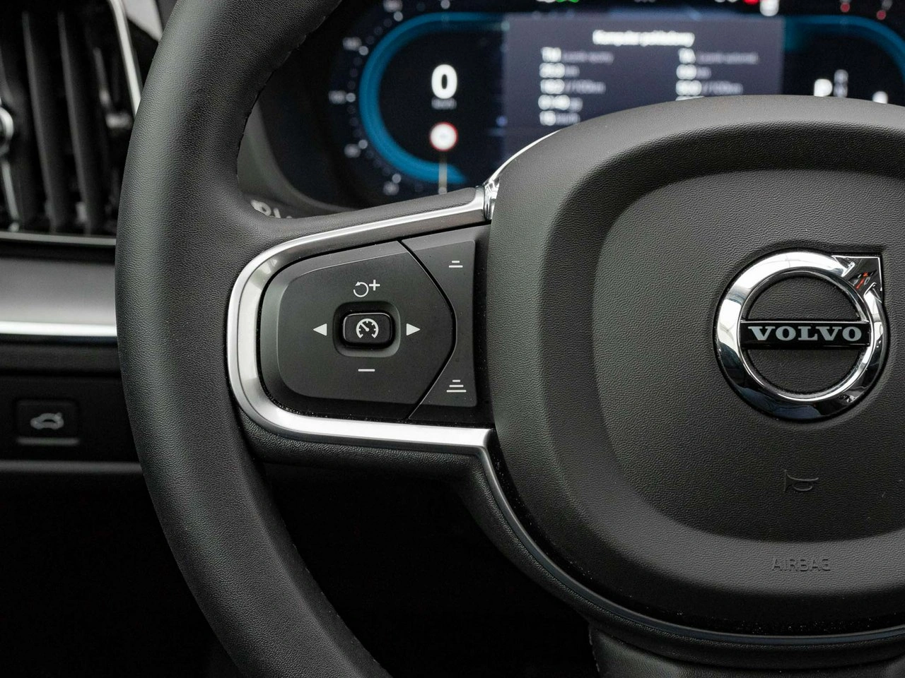 Volvo XC 60 - Zdjęcie 15