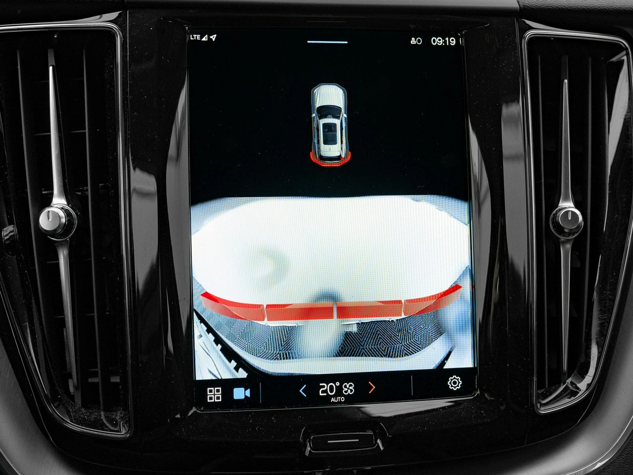 Volvo XC 60 - Zdjęcie 21