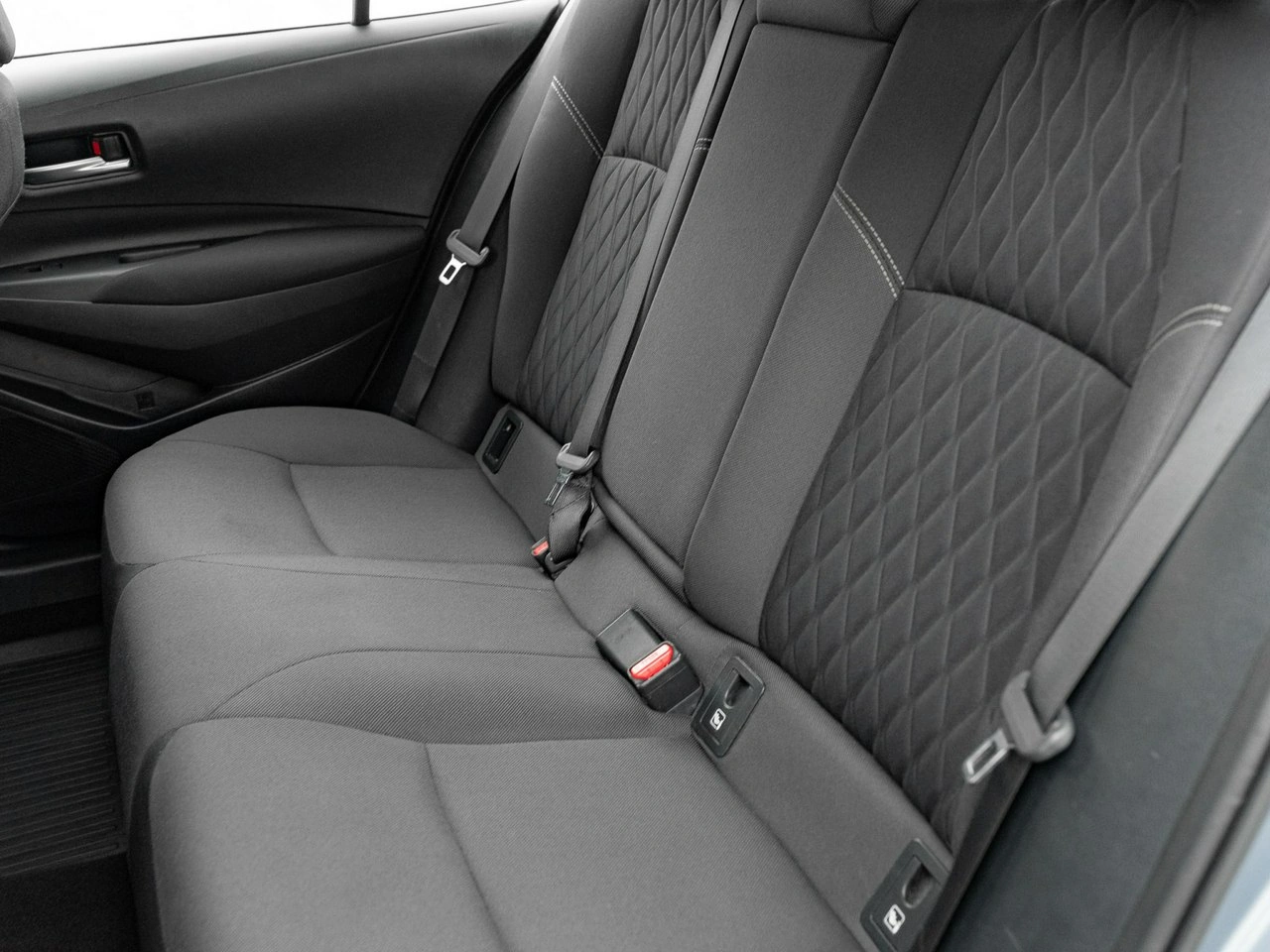 Toyota Corolla - Zdjęcie 24