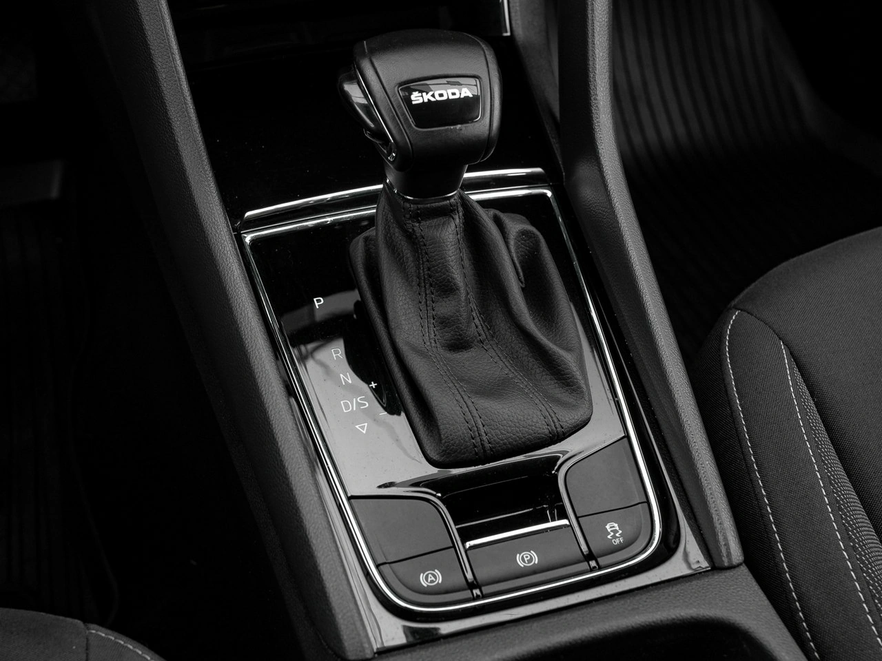 Skoda Karoq - Zdjęcie 16