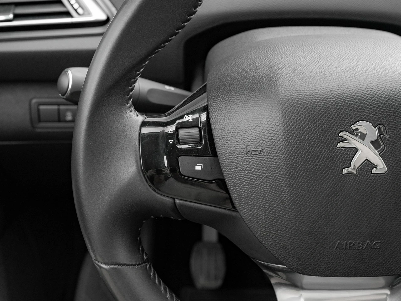 Peugeot 308 SW - Zdjęcie 14