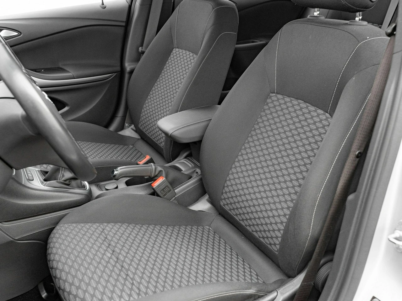 Opel Astra - Zdjęcie 13