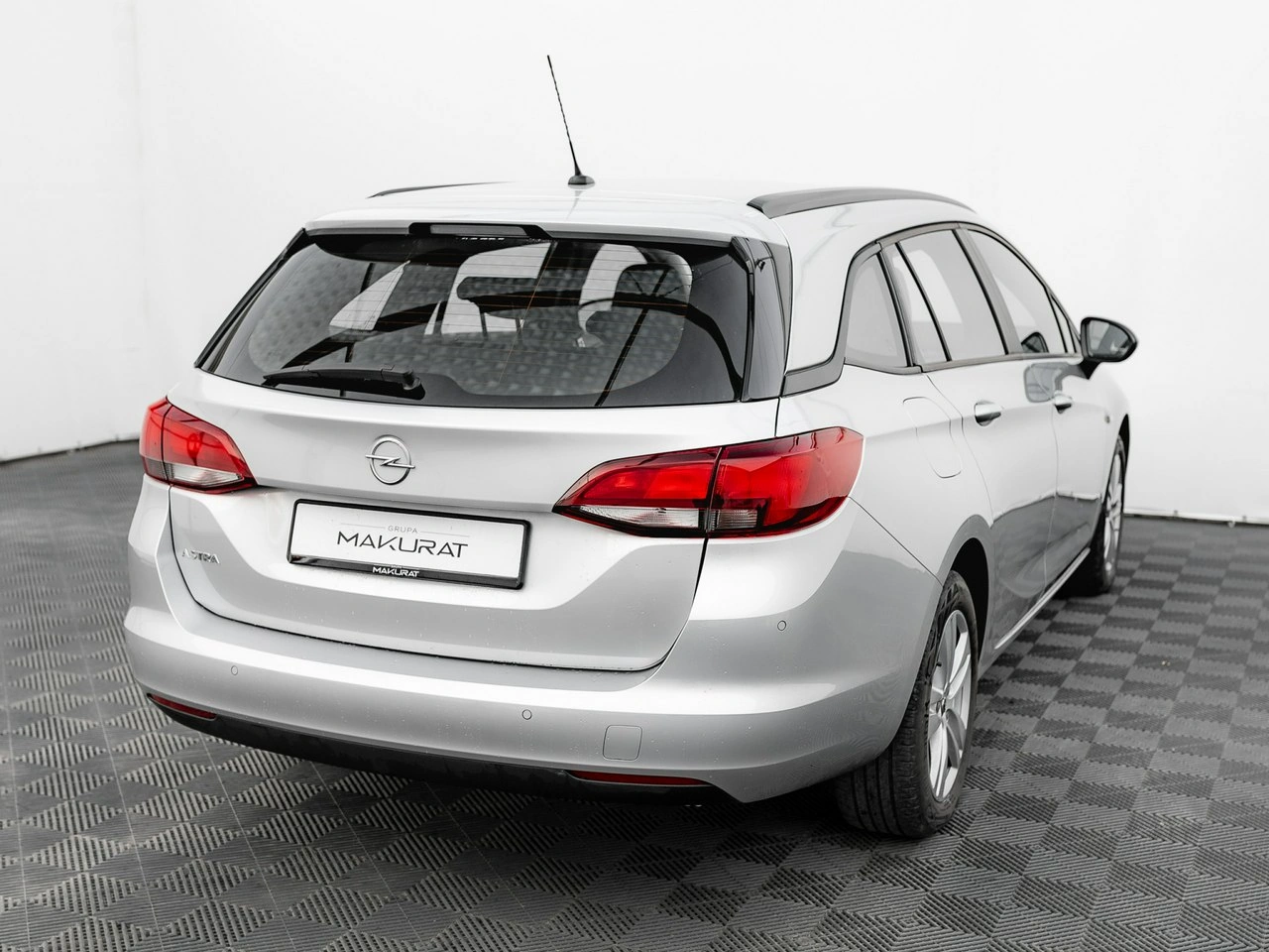 Opel Astra - Zdjęcie 4