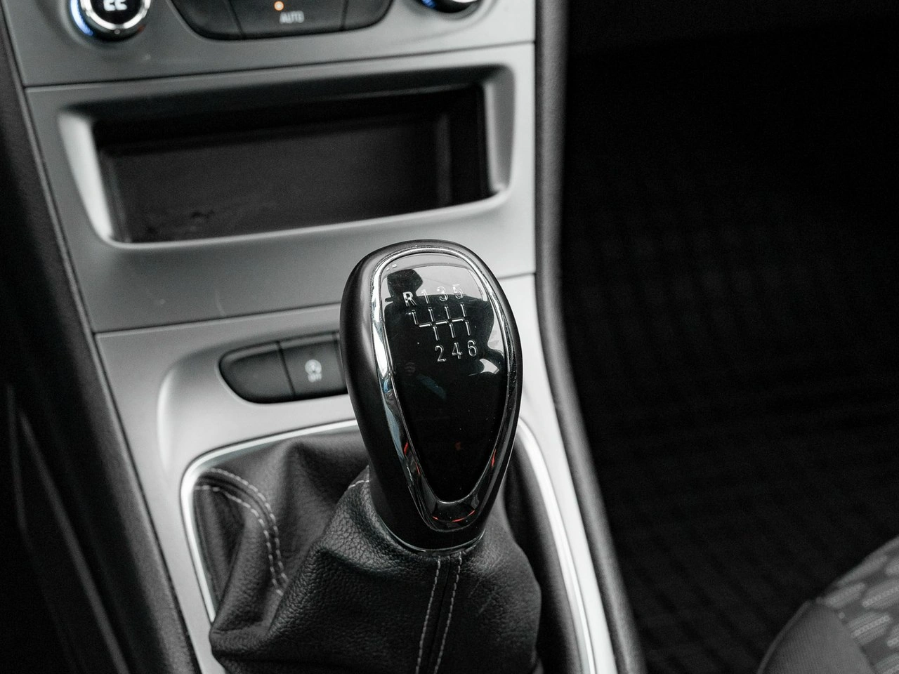 Opel Astra - Zdjęcie 15