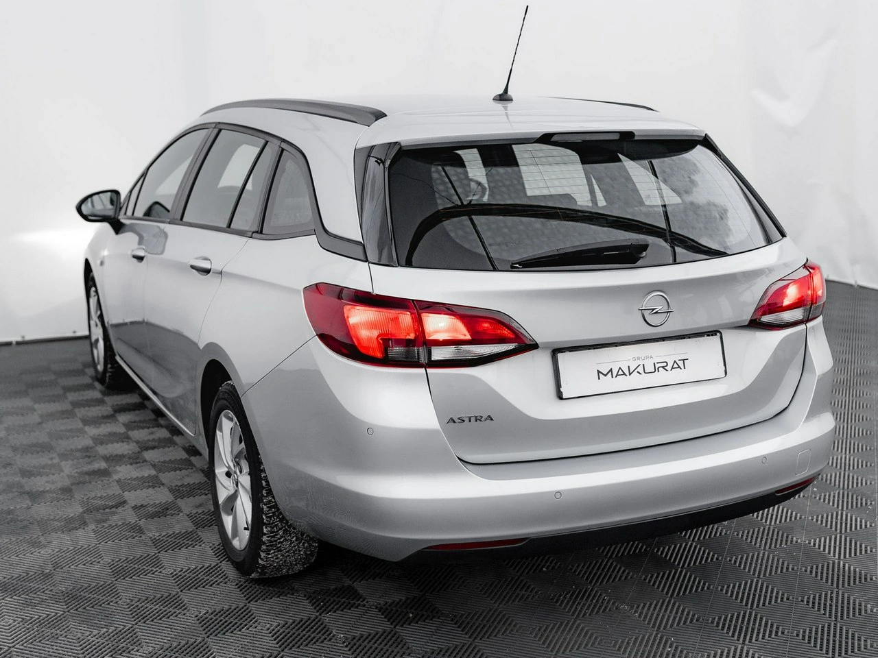 Opel Astra - Zdjęcie 3