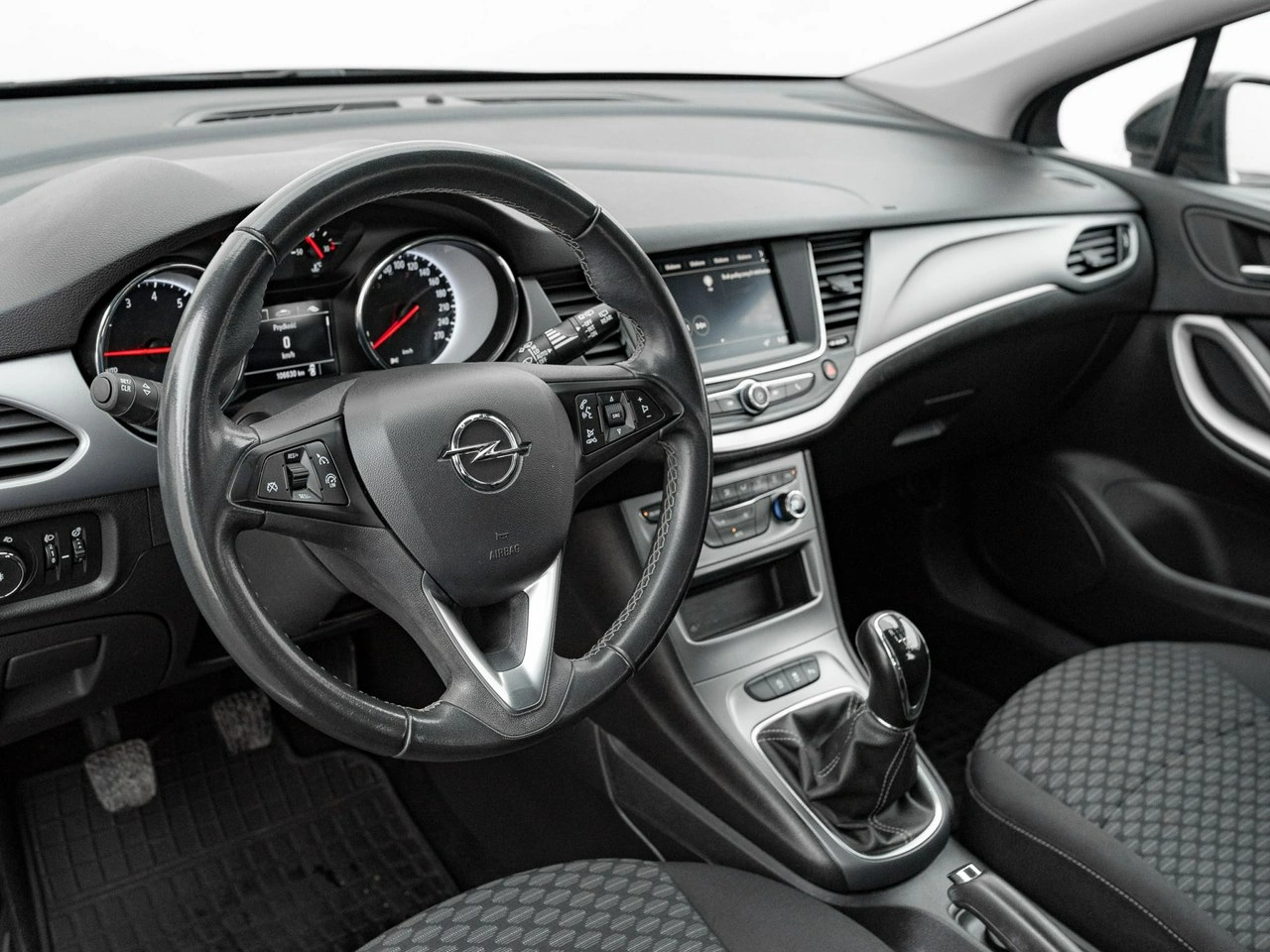 Opel Astra - Zdjęcie 5