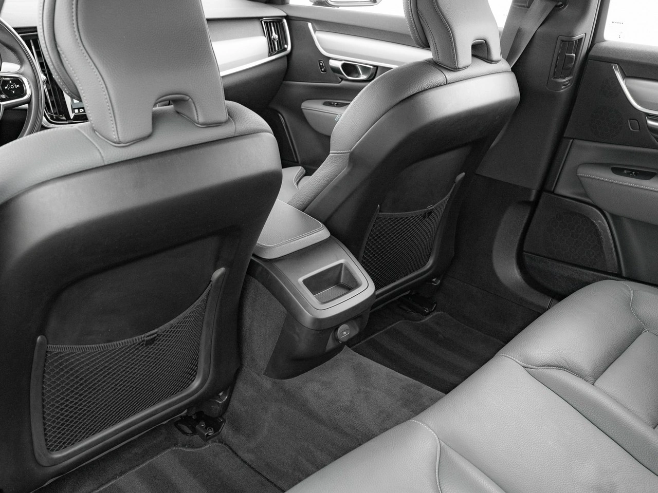 Volvo S90 - Zdjęcie 23