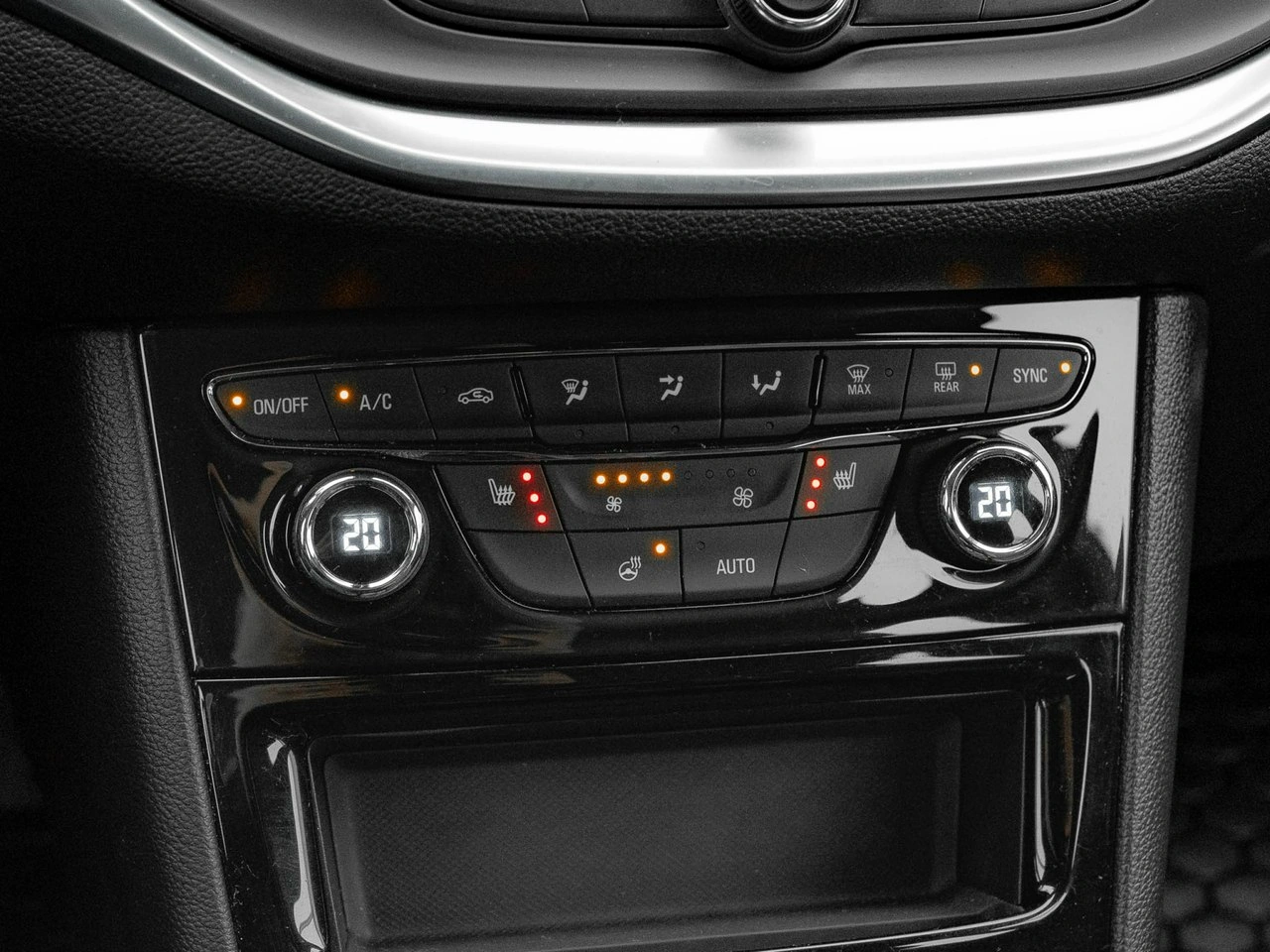 Opel Astra - Zdjęcie 18