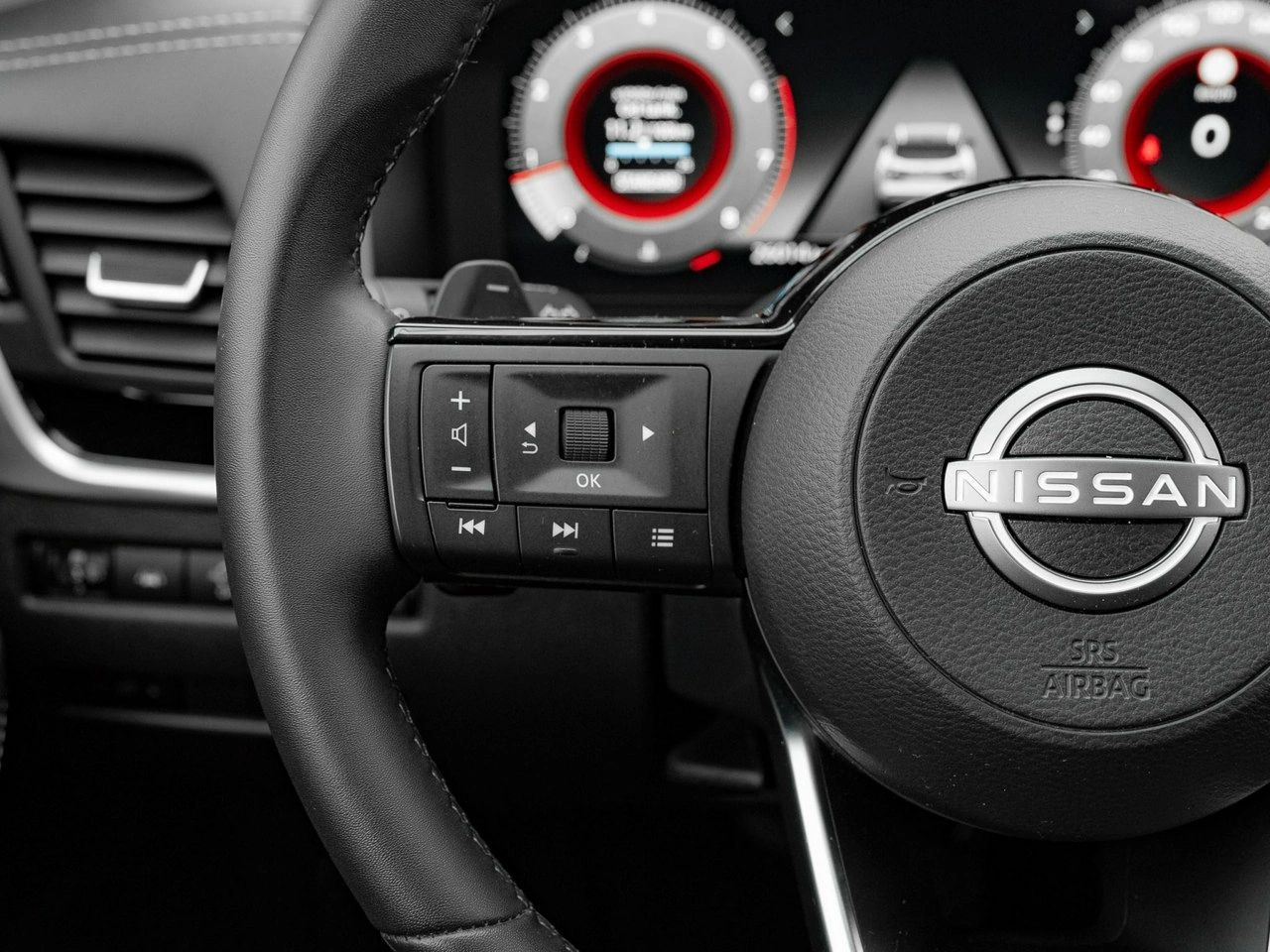 Nissan Qashqai - Zdjęcie 14