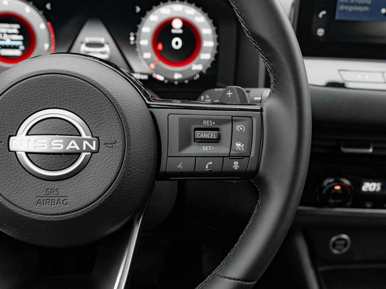 Nissan Qashqai - Zdjęcie 15