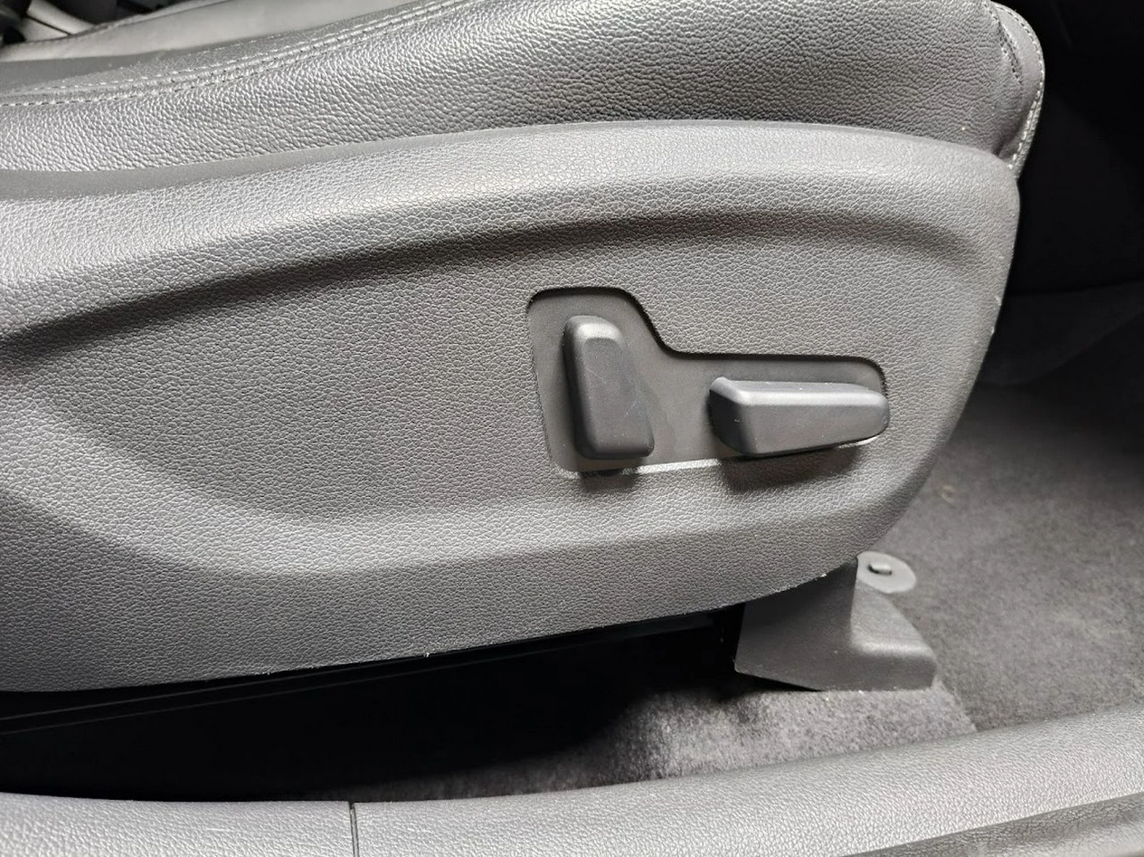 Hyundai Tucson - Zdjęcie 22