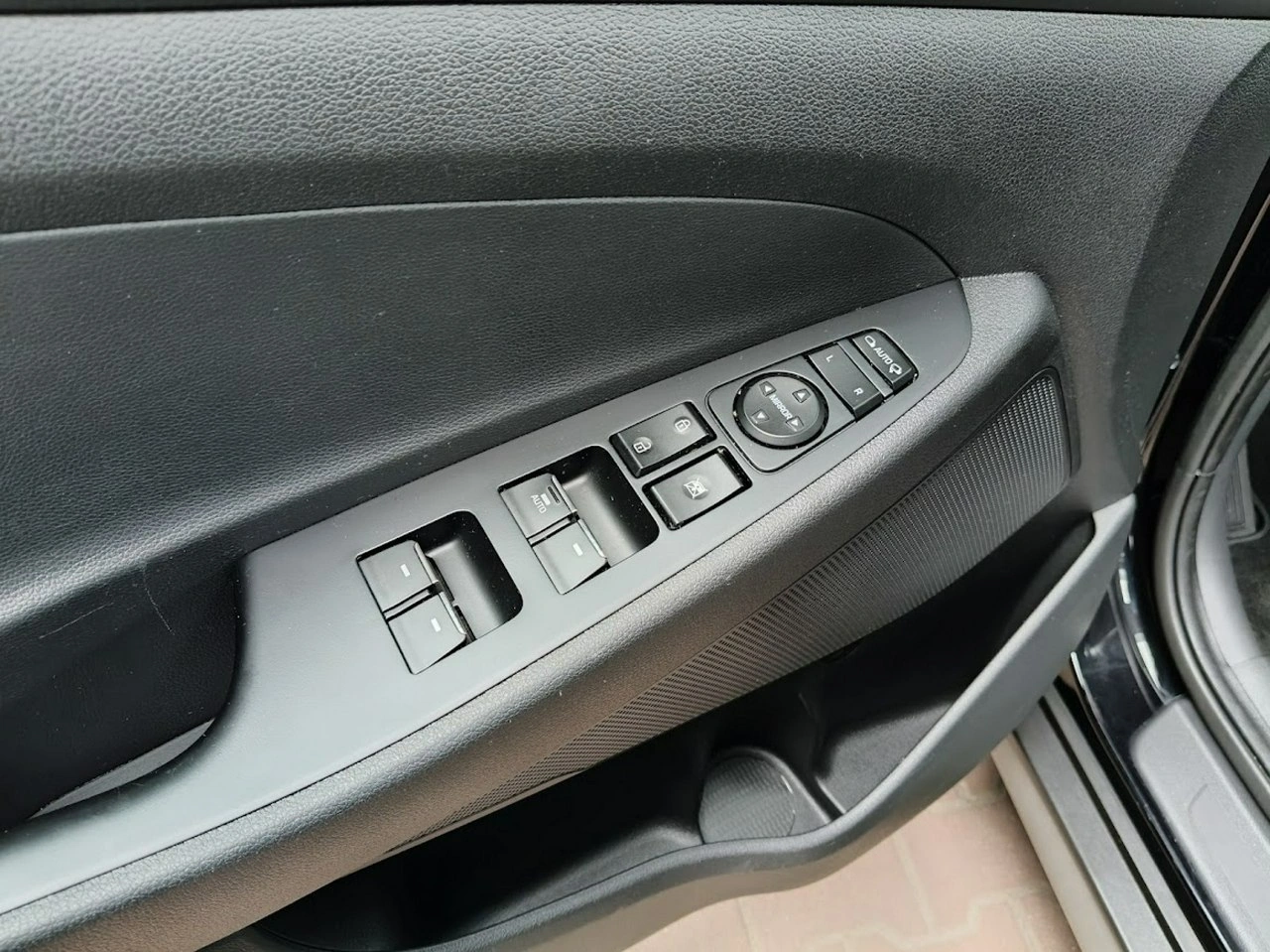 Hyundai Tucson - Zdjęcie 23