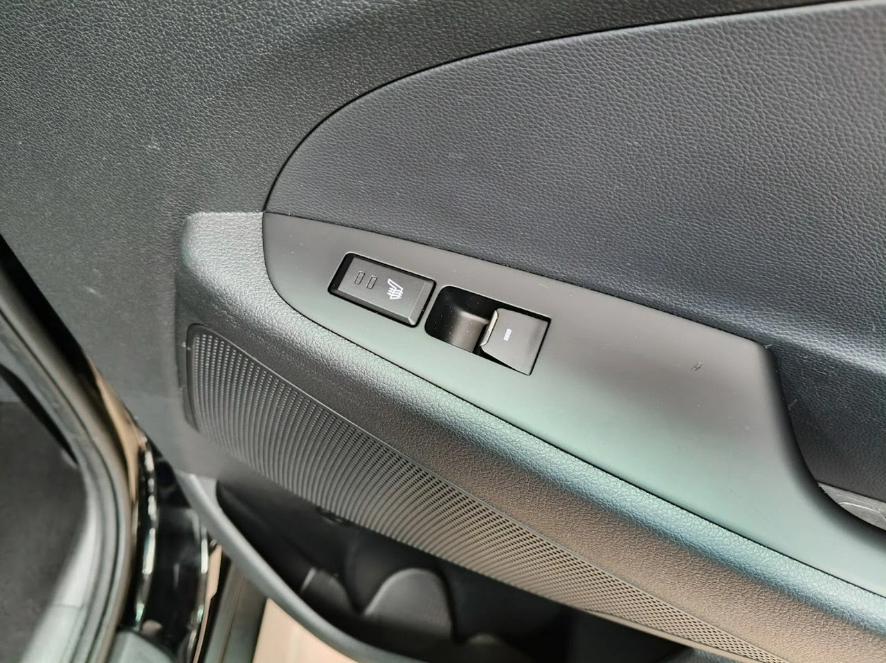 Hyundai Tucson - Zdjęcie 24