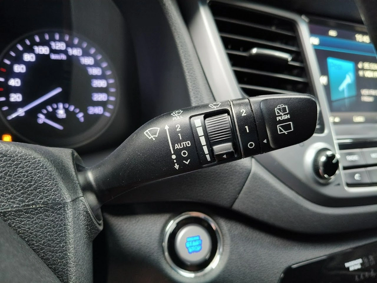 Hyundai Tucson - Zdjęcie 30