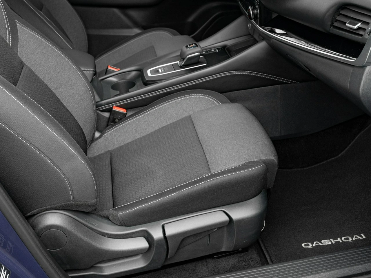 Nissan Qashqai - Zdjęcie 30