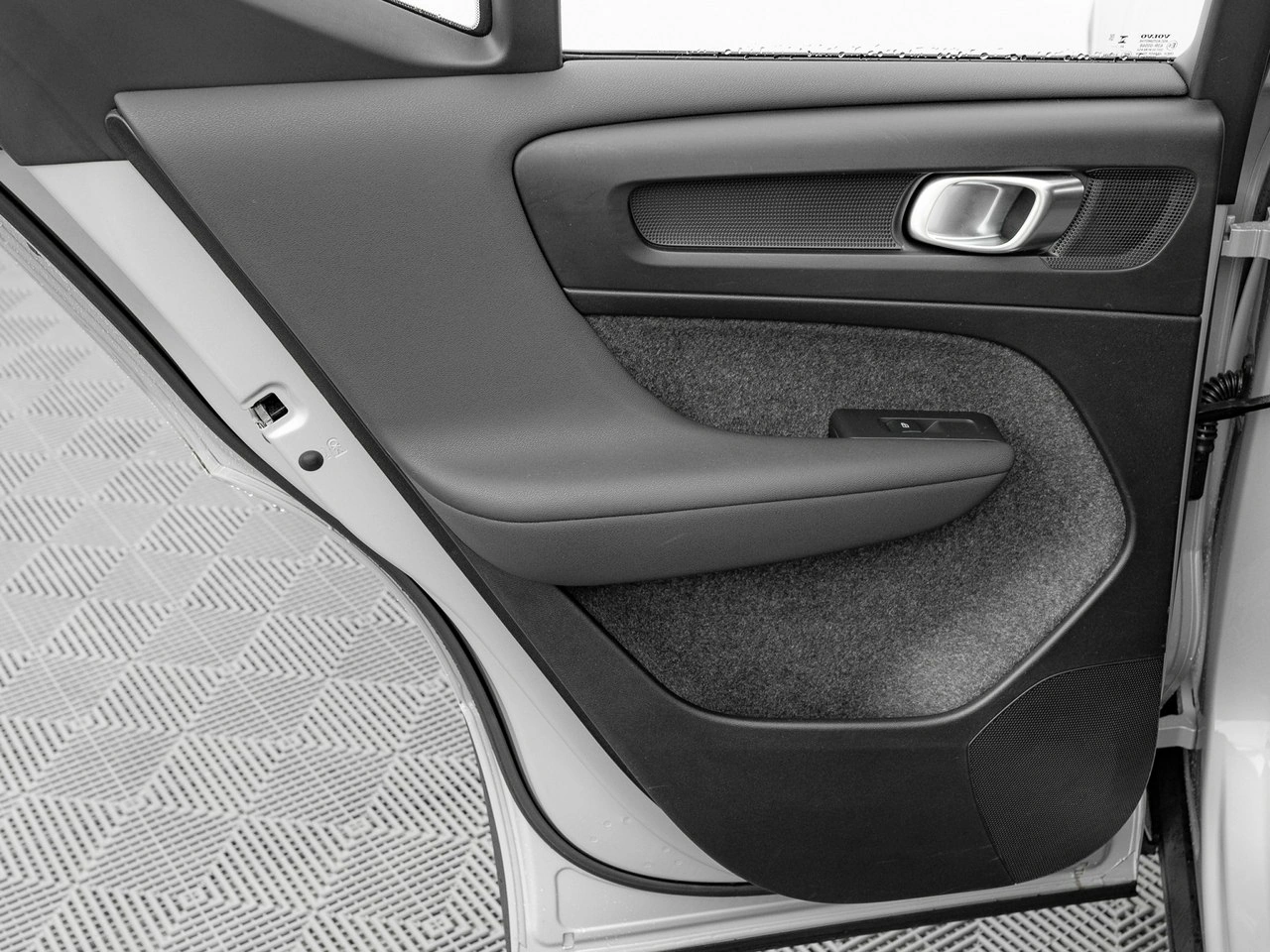 Volvo XC 40 - Zdjęcie 22