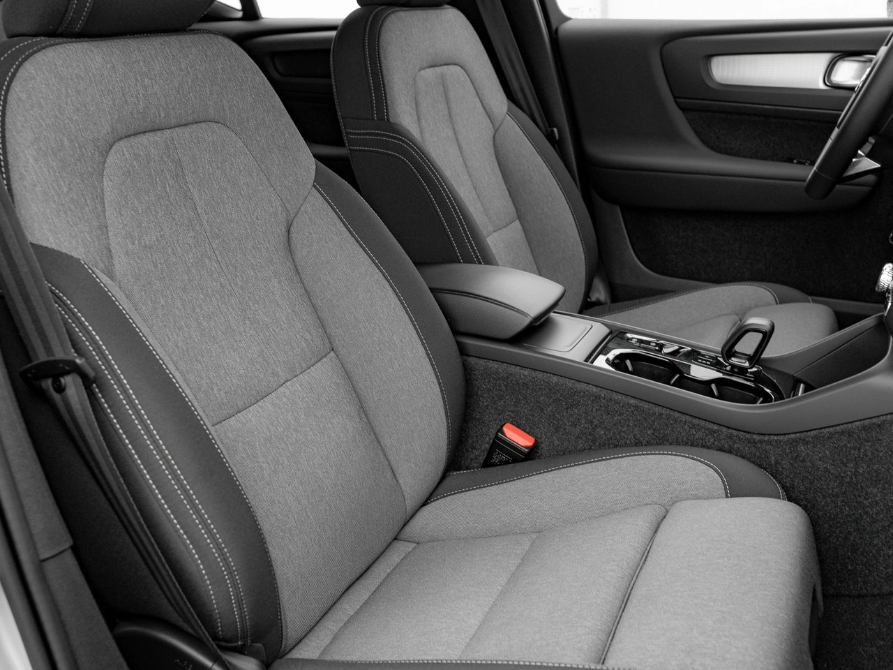 Volvo XC 40 - Zdjęcie 32