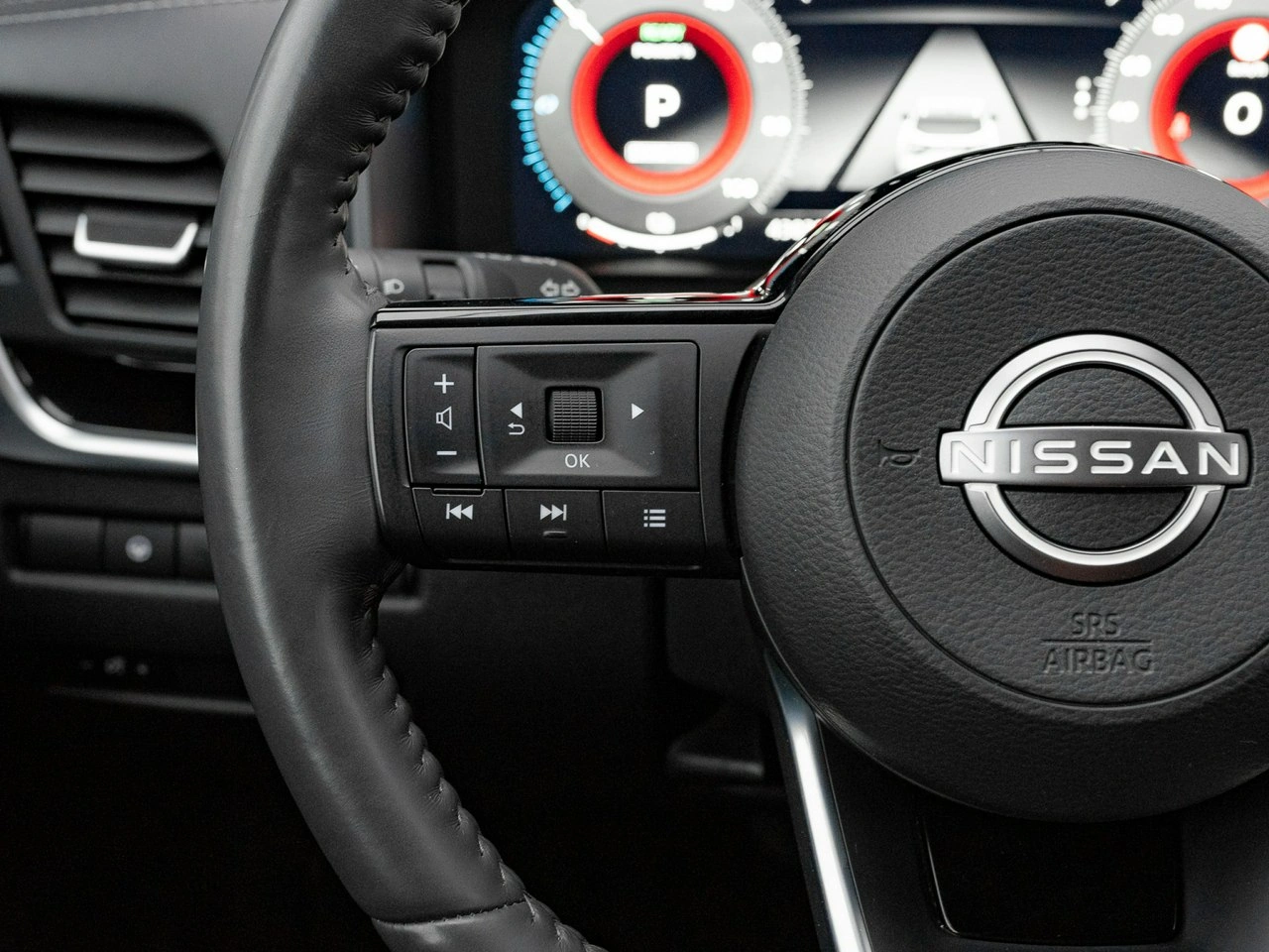 Nissan Qashqai - Zdjęcie 13