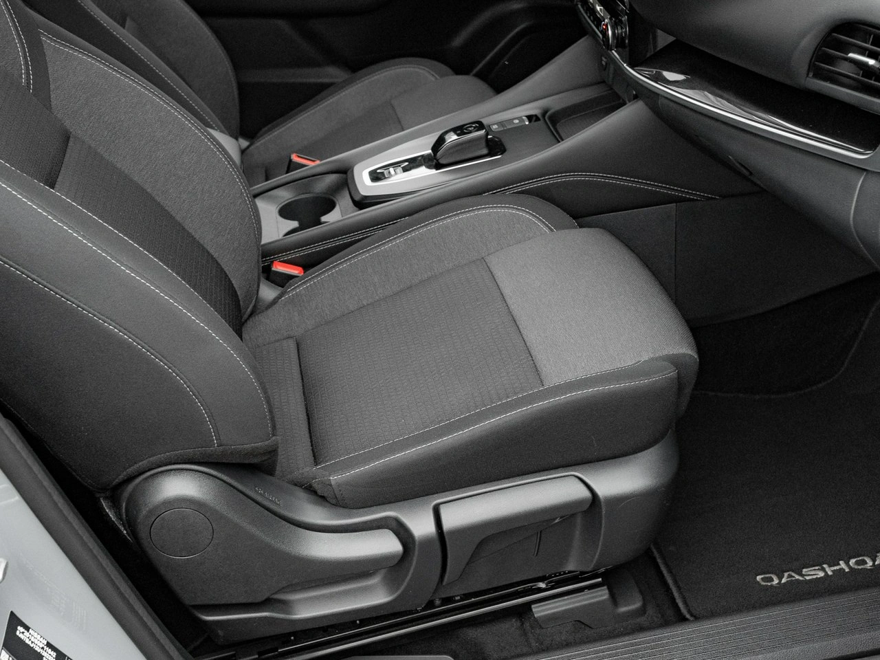 Nissan Qashqai - Zdjęcie 31