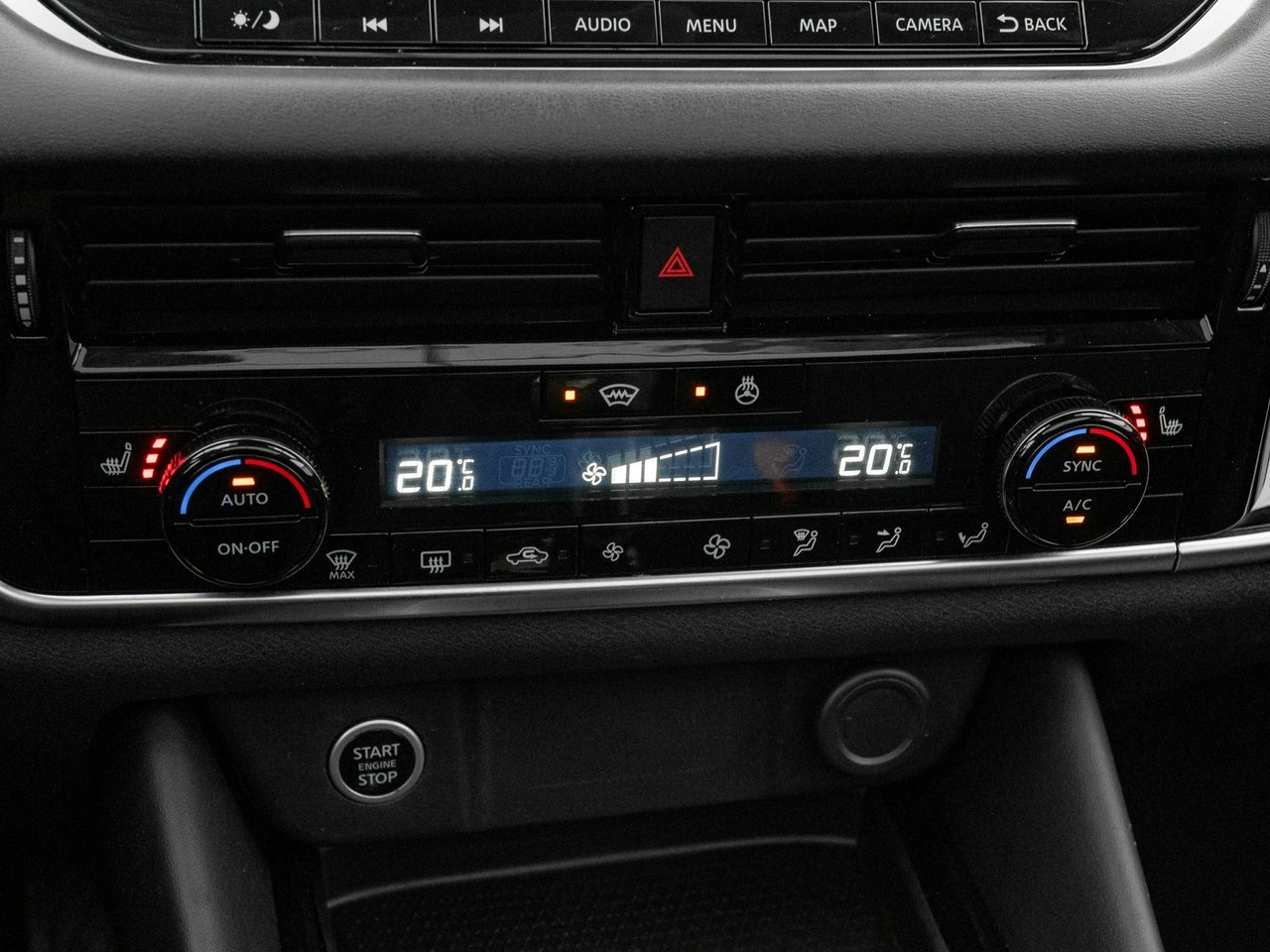 Nissan Qashqai - Zdjęcie 18