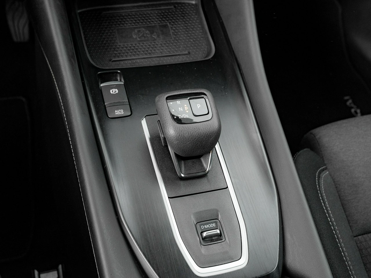 Nissan Qashqai - Zdjęcie 17