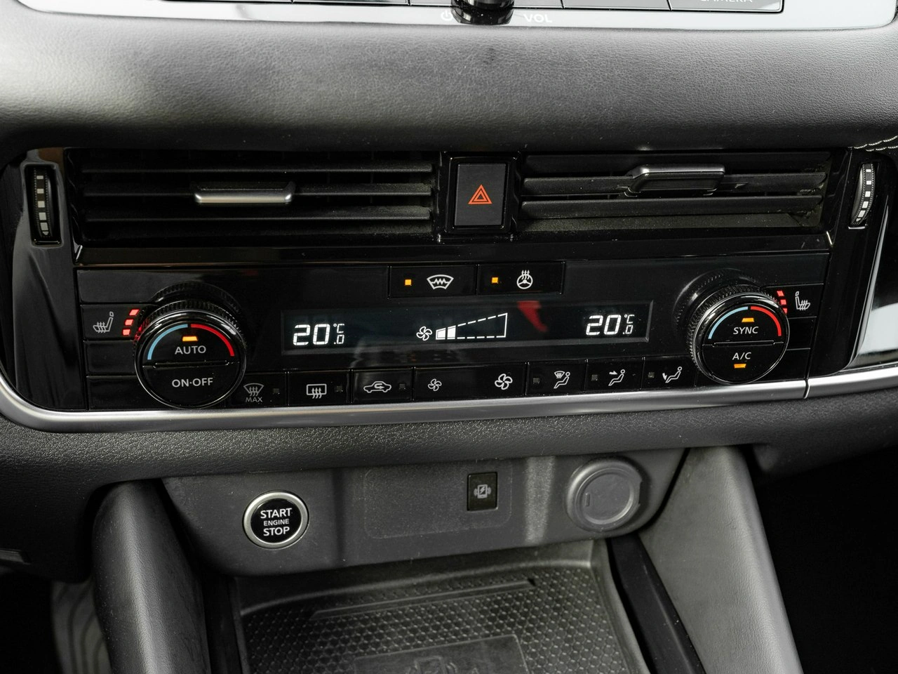 Nissan Qashqai - Zdjęcie 18