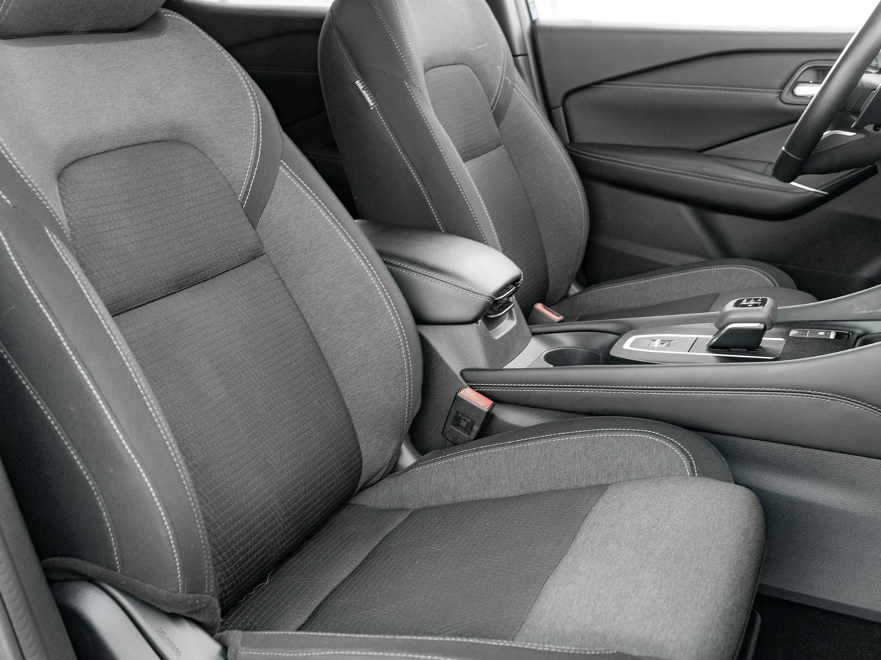 Nissan Qashqai - Zdjęcie 31