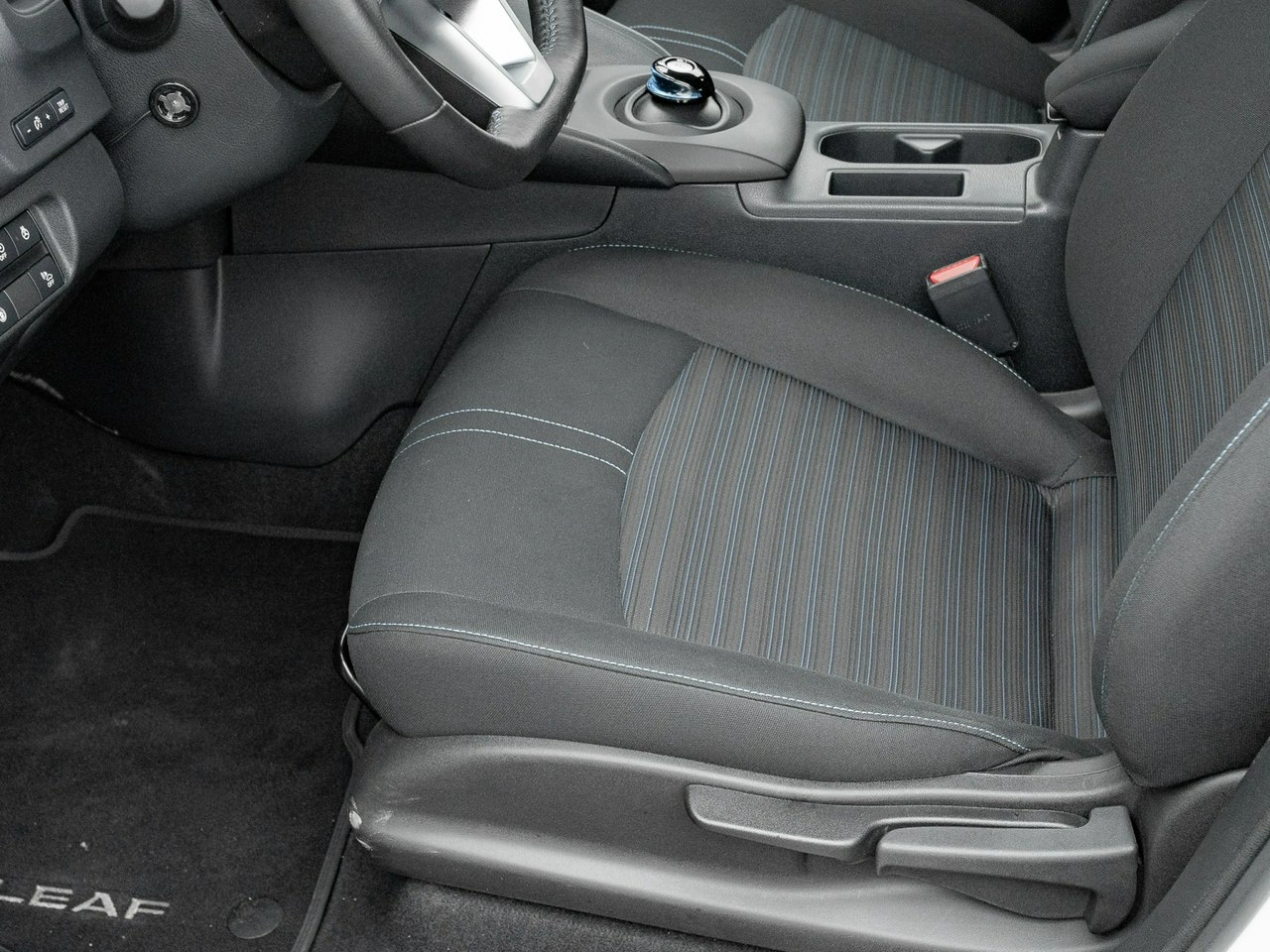 Nissan Leaf - Zdjęcie 12