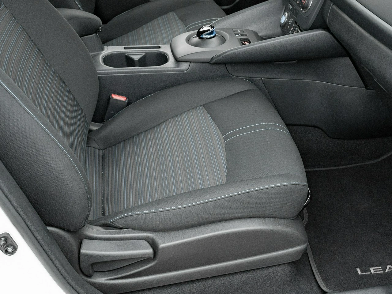 Nissan Leaf - Zdjęcie 29