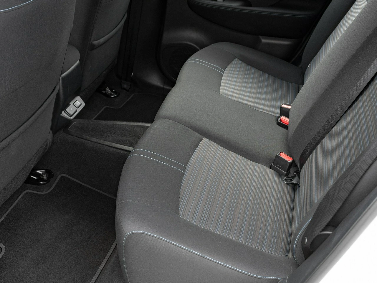 Nissan Leaf - Zdjęcie 23