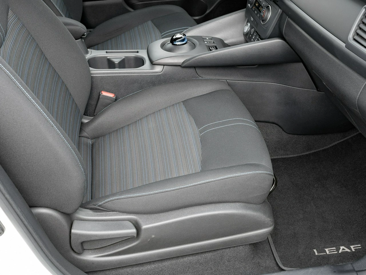 Nissan Leaf - Zdjęcie 29