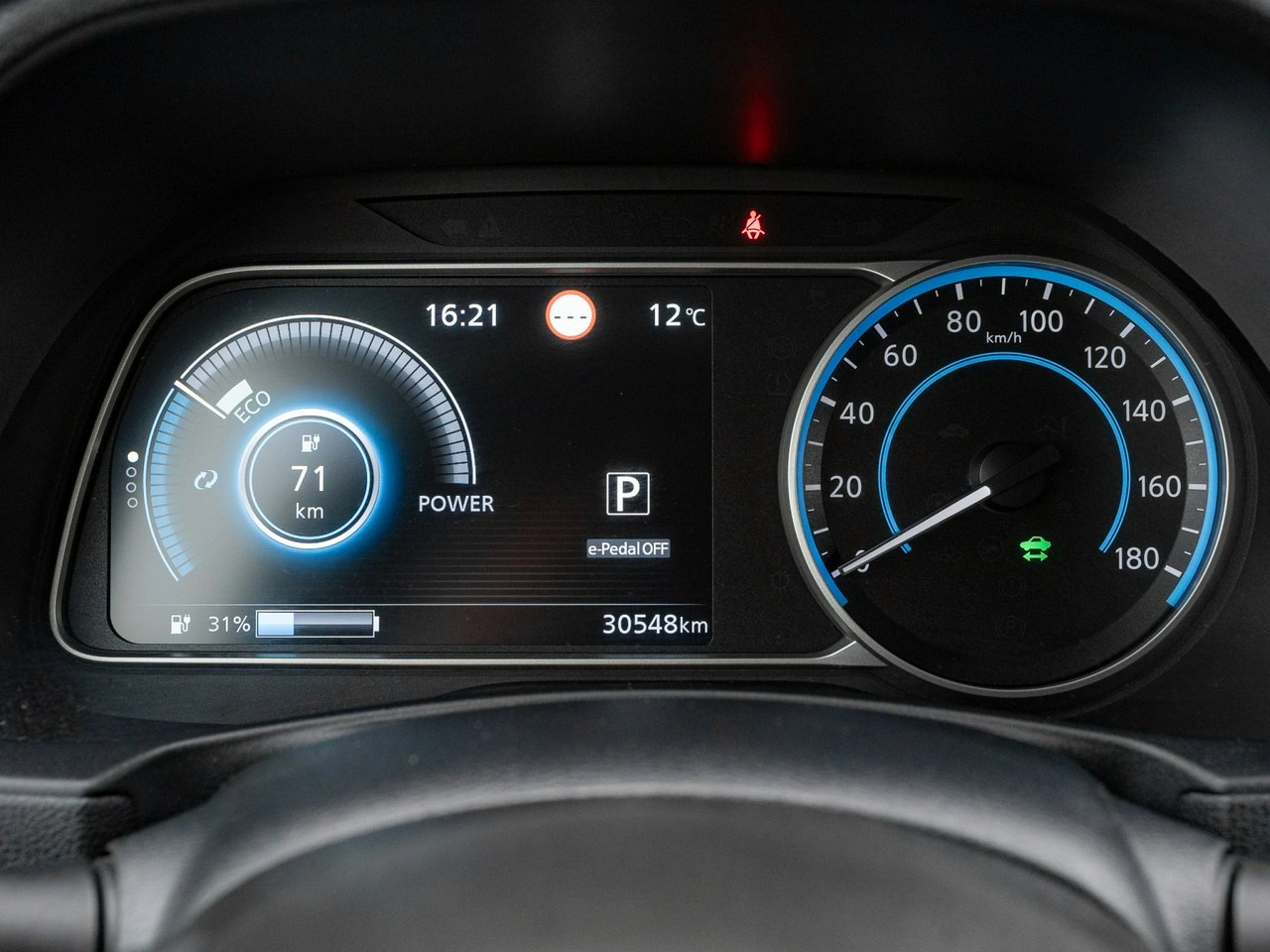 Nissan Leaf - Zdjęcie 14