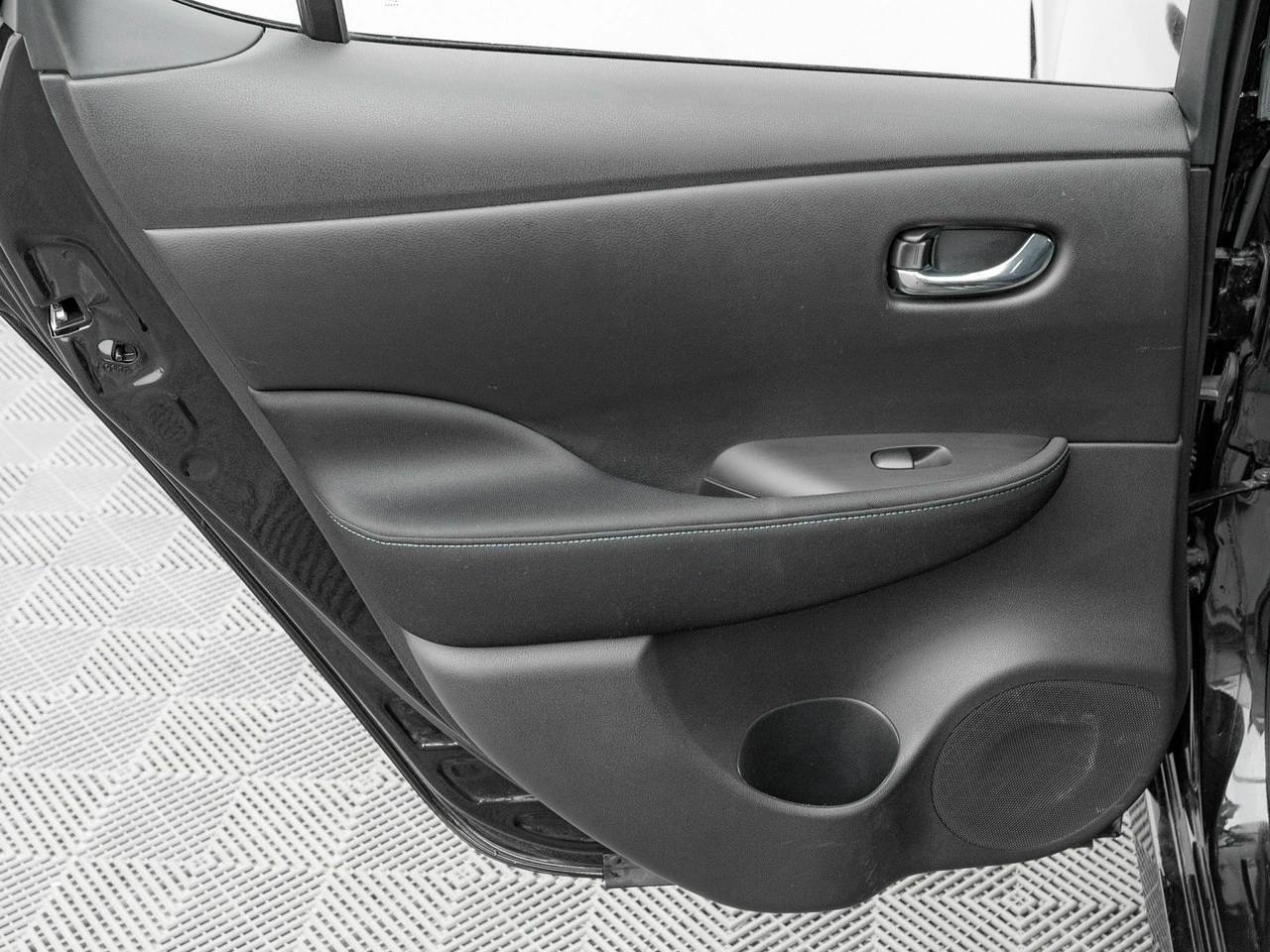 Nissan Leaf - Zdjęcie 21