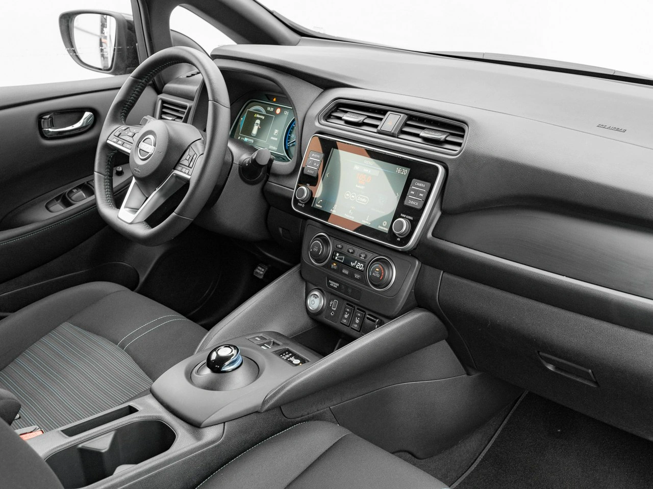 Nissan Leaf - Zdjęcie 30