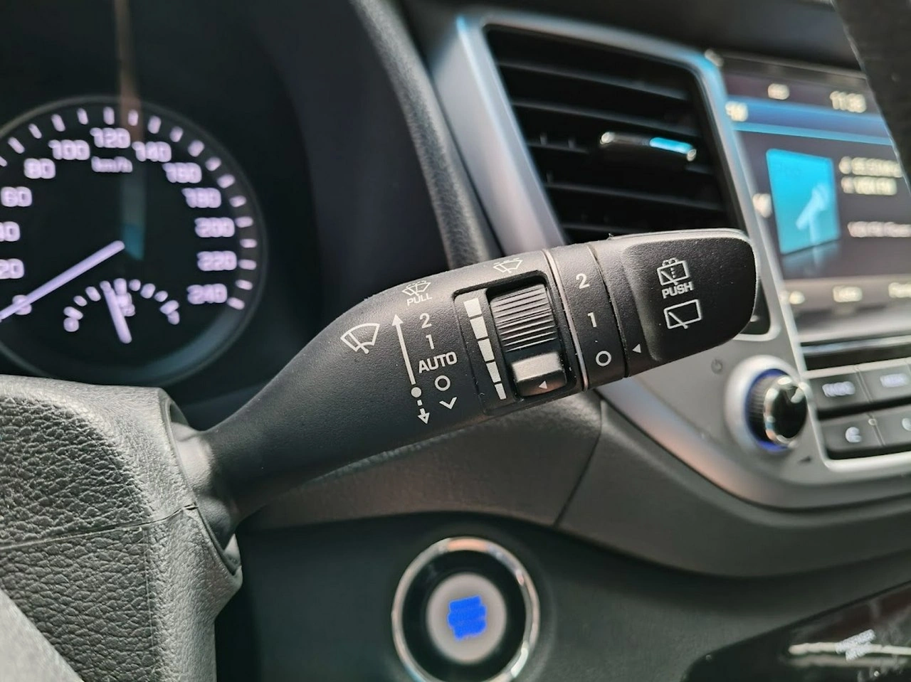 Hyundai Tucson - Zdjęcie 29