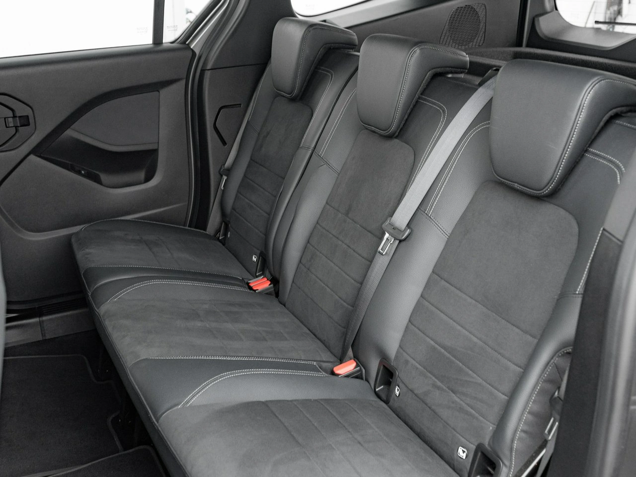 Mercedes T 180 d - Zdjęcie 22