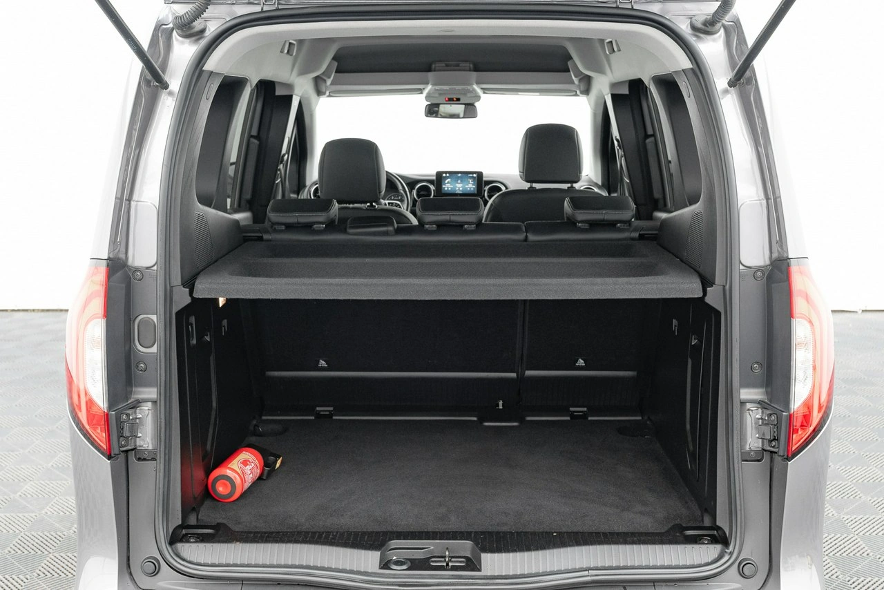 Mercedes T 180 d - Zdjęcie 23