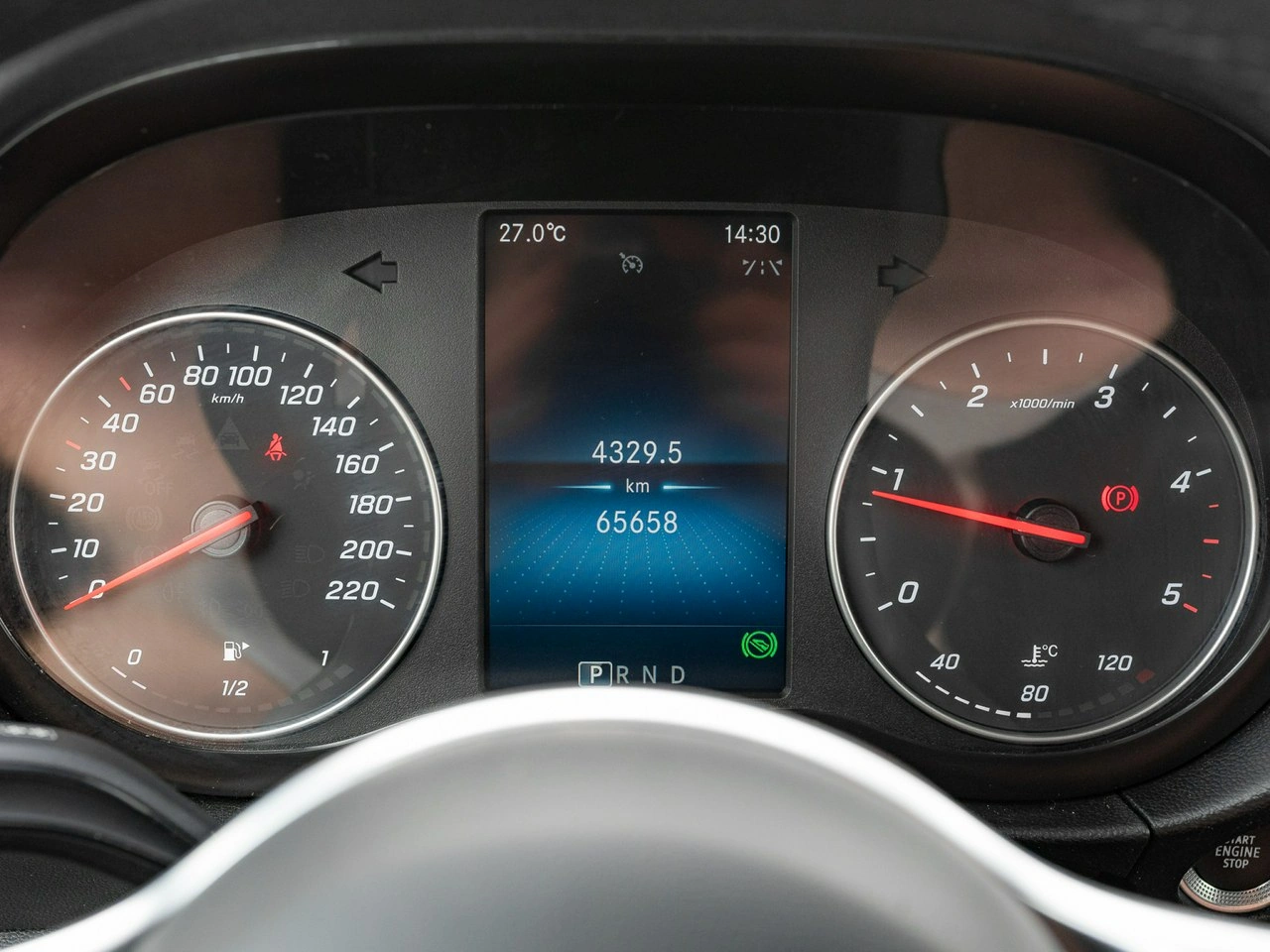 Mercedes T 180 d - Zdjęcie 13