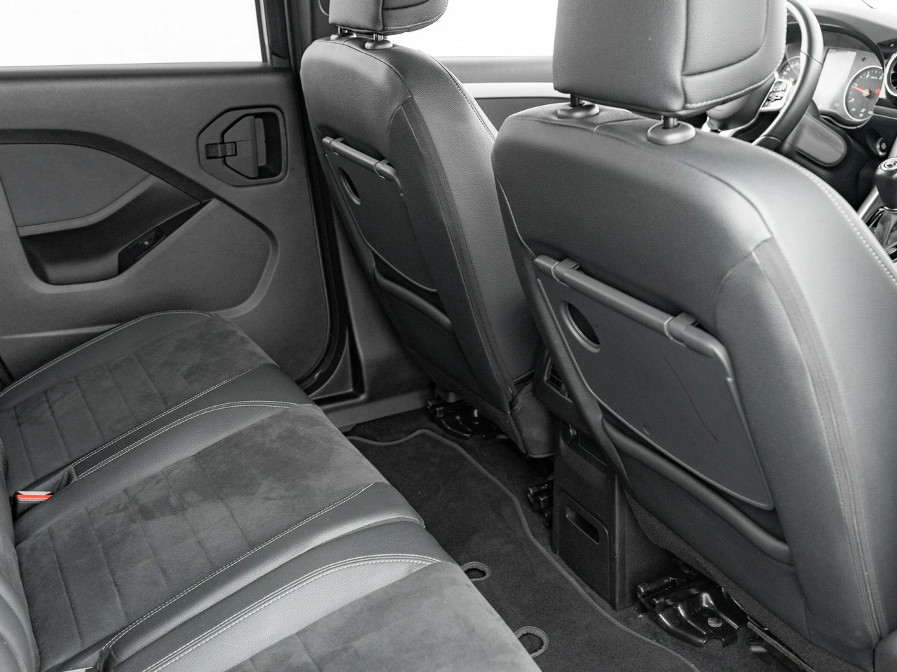 Mercedes T 180 d - Zdjęcie 22