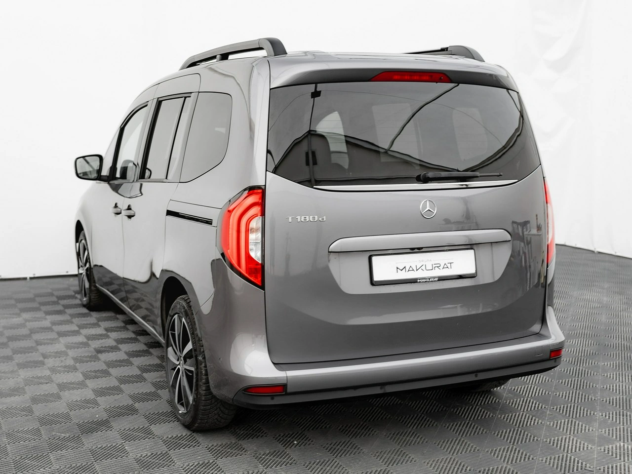 Mercedes T 180 d - Zdjęcie 3