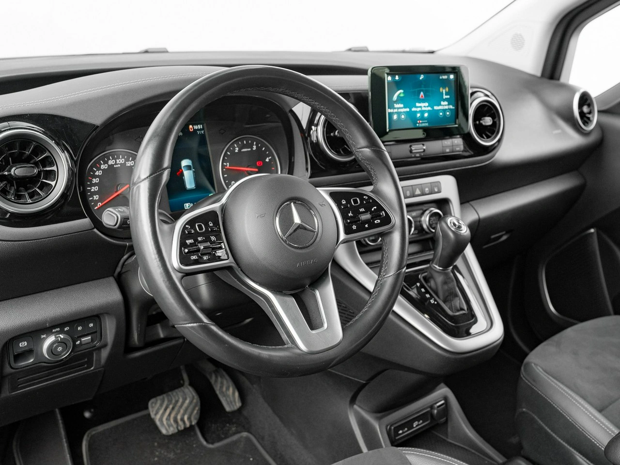 Mercedes T 180 d - Zdjęcie 5